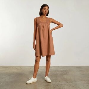 Everlane The Smocked Linen Dress